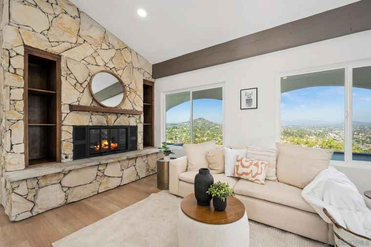 Photo of 4334 Valle Dr La Mesa, CA 91941