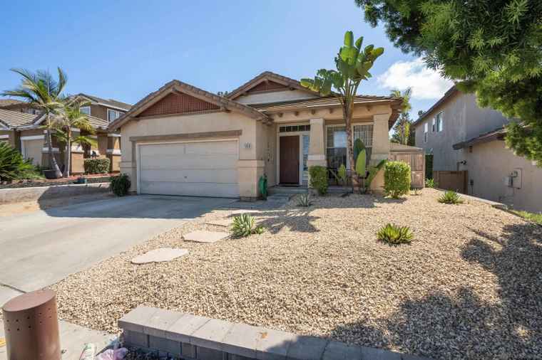 Photo of 1358 Harbour Town Pl Chula Vista, CA 91915