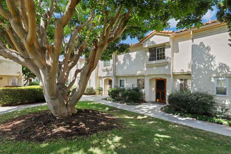 Photo of 730 Breeze Hill Rd #272 Vista, CA 92081