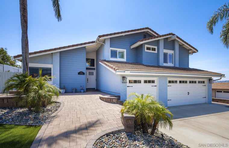 Photo of 3702 Country Trl Bonita, CA 91902