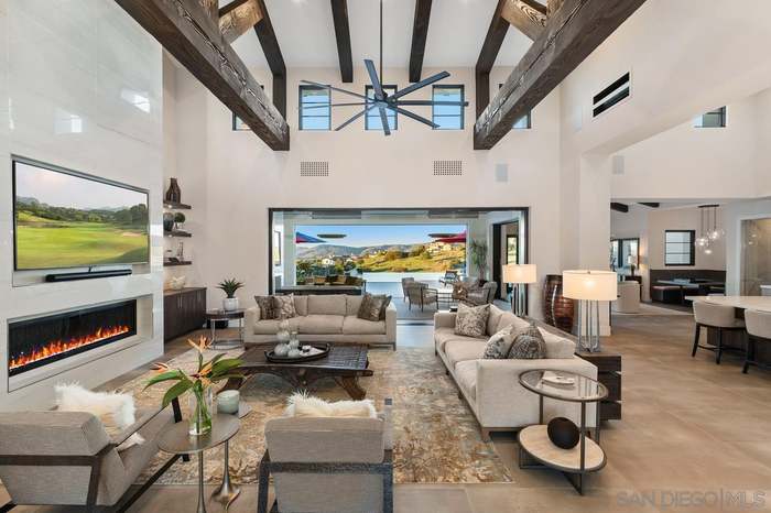 8022 Entrada De Luz E, San Diego, CA 92127 | Redfin