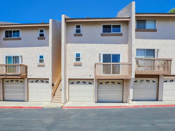 5570 Caminito Roberto San Diego Ca 92111 2 Beds 1 5 Baths