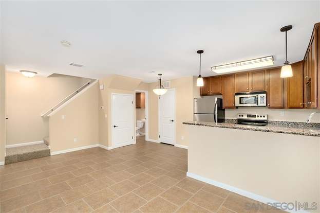 205 Westlake Dr 2 San Marcos Ca 92069 Mls 190023728 Redfin