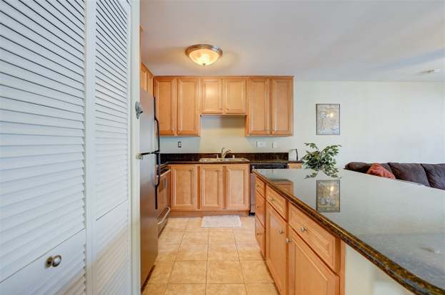 1205 Colusa St 21 San Diego Ca 92110 Mls 180011896 Redfin