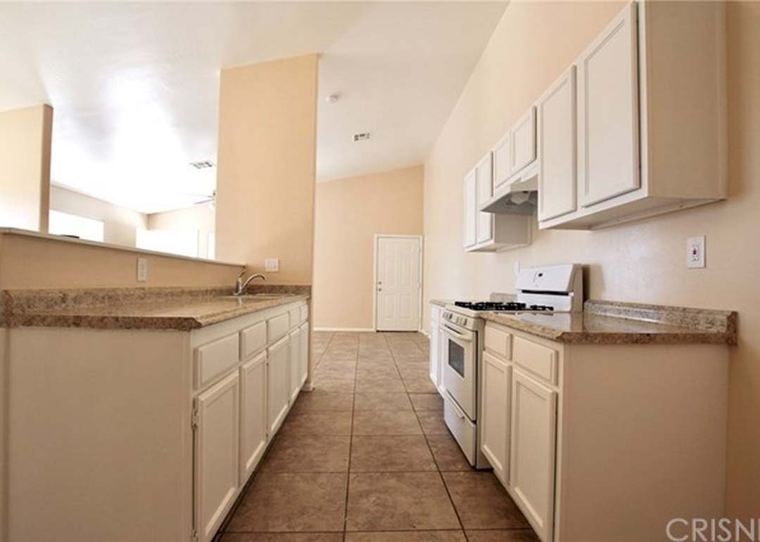 7625 Walpole Ave, California City, CA 93505