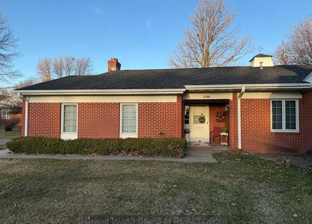 Property at 2706 Apache Rd, Grand Island, NE 68801, 2 beds, 1 bath