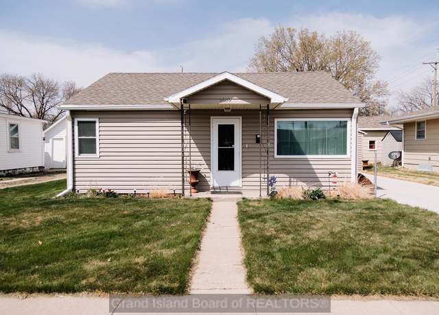 Property at 2010 W 12th St, Grand Island, NE 68803, 1 bed, 1 bath