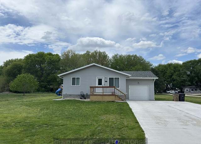Property at 517 Derinda St, St. Libory, NE 68872, 5 beds, 2 baths