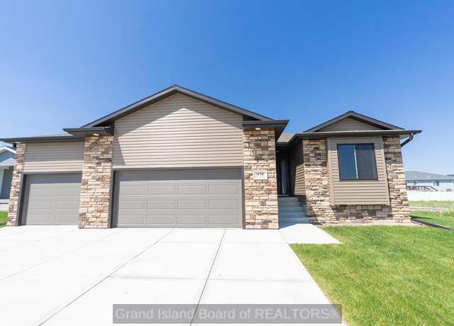 Property at 1436 Sagewood Ave, Grand Island, NE 68803, 5 beds, 3 baths