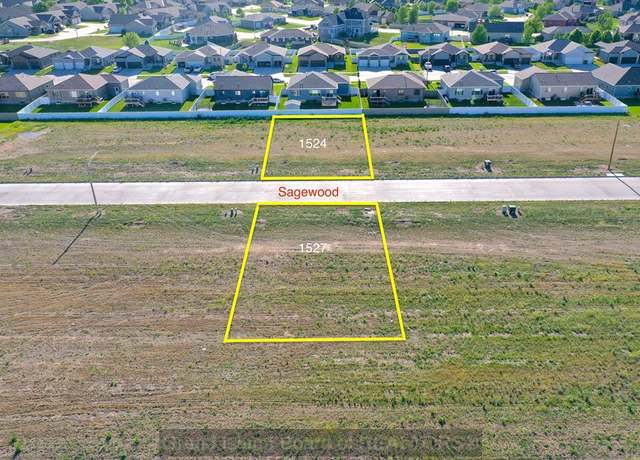 Property at 1527 Sagewood Ave, Grand Island, NE 68803