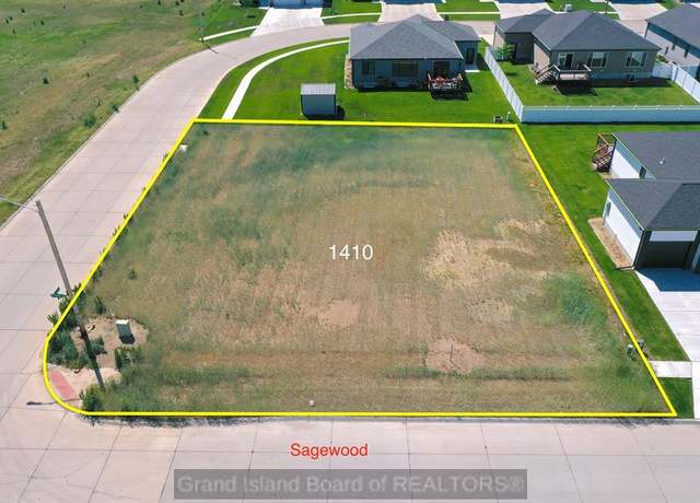 Property at 1410 Sagewood Ave, Grand Island, NE 68803