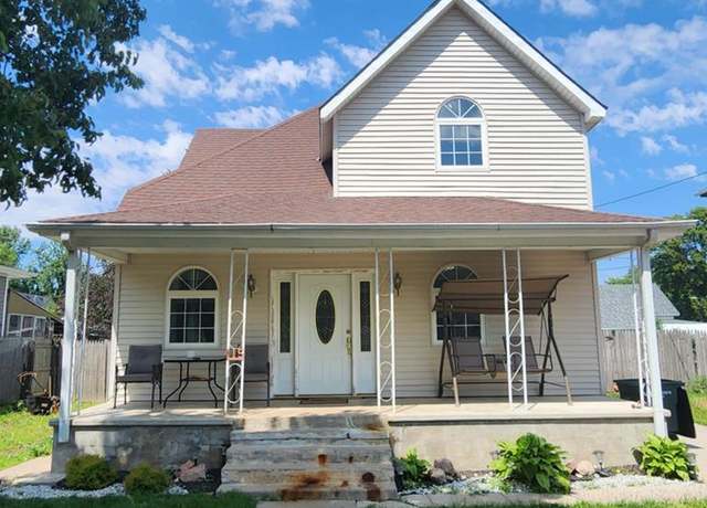 Property at 415 N Briggs Ave, Hastings, NE 68901, 4 beds, 2 baths