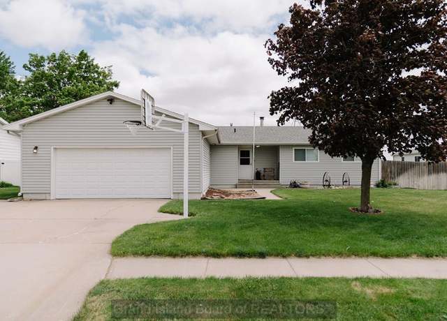 Property at 107 Jupiter St, Alda, NE 68810, 4 beds, 2.5 baths