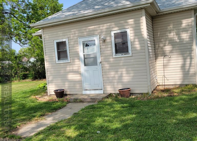 Property at 411 S Alexandria, Cairo, NE 68824, 3 beds, 2 baths