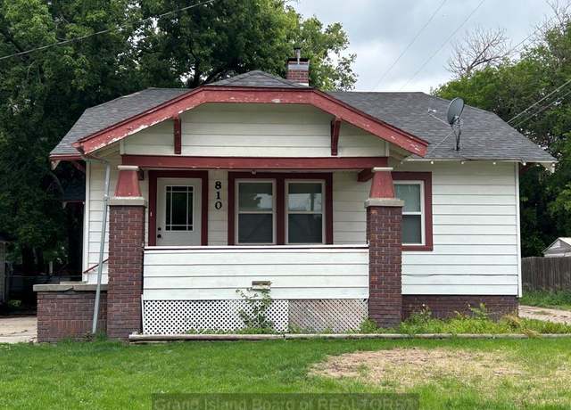 Property at 810 N Pine, Grand Island, NE 68801, 2 beds, 2 baths