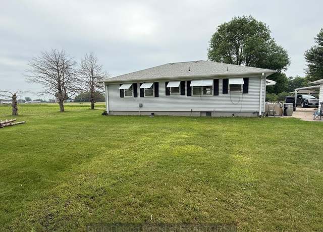 Property at 1104 N Gunbarrel Rd, Grand Island, NE 68801, 3 beds, 1 bath