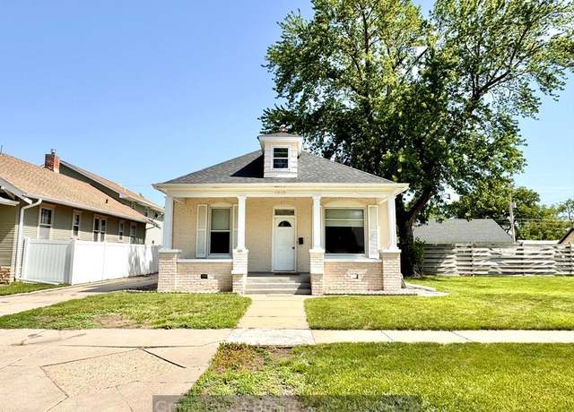Property at 1215 W Charles St, Grand Island, NE 68801, 3 beds, 2 baths