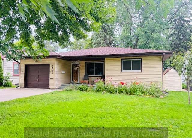 Property at 2221 W Charles St, Grand Island, NE 68803, 2 beds, 2 baths