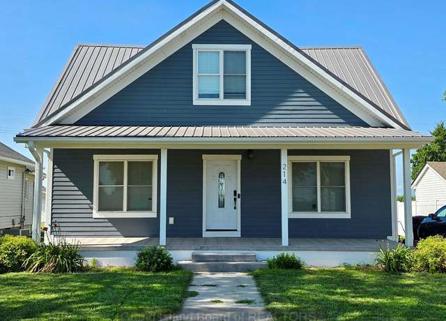 Property at 214 E Plum St, Doniphan, NE 68832, 3 beds, 2 baths