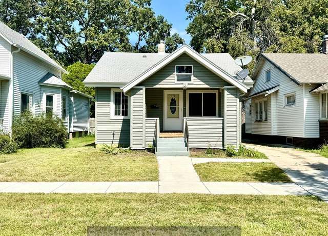 Property at 912 W Koenig St, Grand Island, NE 68801, 2 beds, 2 baths