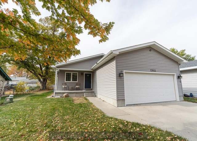 Property at 1312 N Ruby Ave, Grand Island, NE 68803, 3 beds, 2 baths