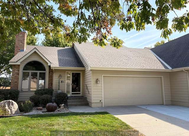 Property at 2807 Brentwood Blvd, Grand Island, NE 68801, 2 beds, 3 baths