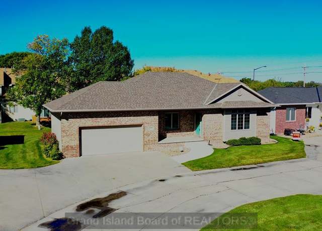 Property at 2934 Via Milano, Grand Island, NE 68803, 3 beds, 3 baths