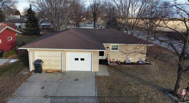 Photo of 104 8th St, St. Paul, NE 68873
