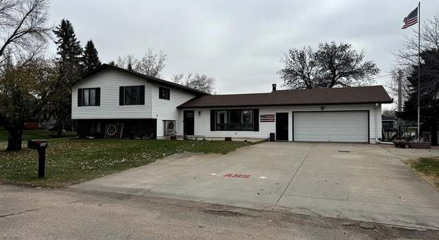 Photo of 104 E Paradise Lk, Phillips, NE 68865