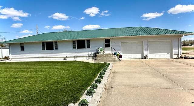 Photo of 1007 Walnut St, Wood River, NE 68883