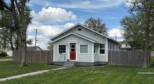Photo of 420 N Clay Ave, Clay Center, NE 68933