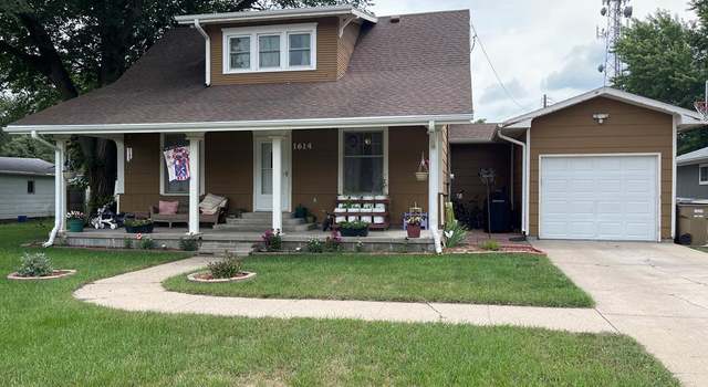 Photo of 1614 G St, Aurora, NE 68818