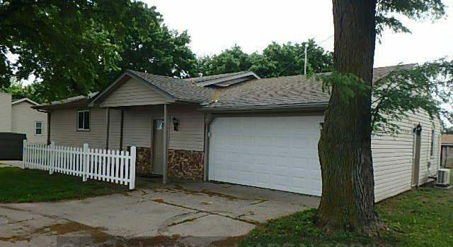Photo of 727 E Capital Ave, Grand Island, NE 68801