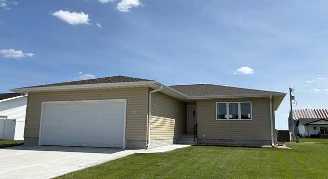 Photo of 513 7th St, Phillips, NE 68865
