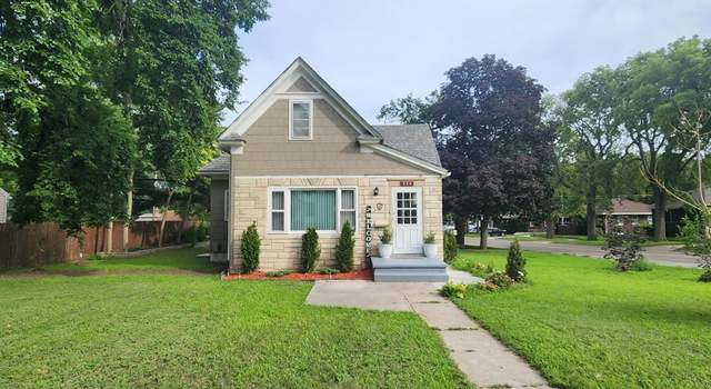 Photo of 723 W Charles St, Grand Island, NE 68801