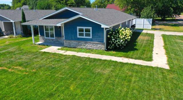Photo of 811 Cady St, Chapman, NE 68827