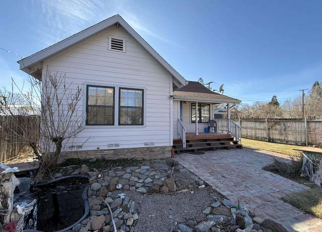 Property at 1518 North St, Susanville, CA 96130, 2 beds, 2 baths