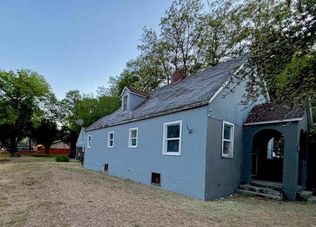 Property at 1418 Fourth St, Susanville, CA 96130, 2 beds, 1 bath