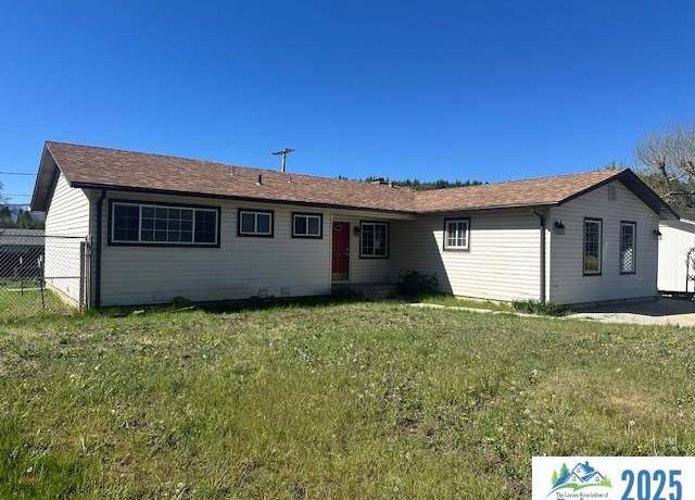 Property at 506 Lakewood Way Way, Susanville, CA 96130, 3 beds, 2 baths