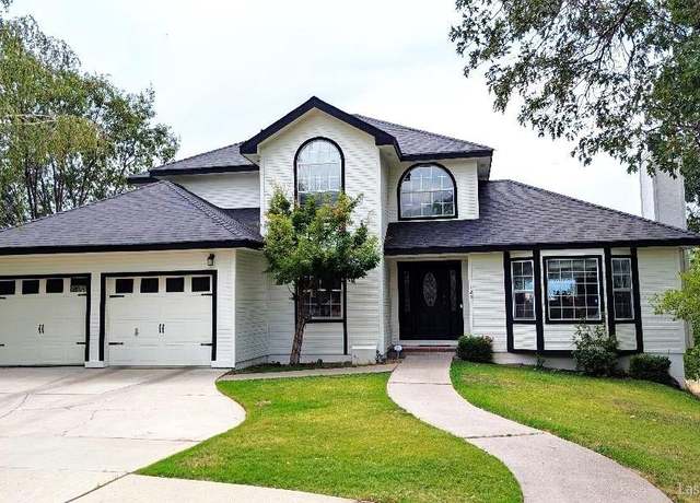 Property at 125 Brookwood Dr, Susanville, CA 96130, 4 beds, 0.5 baths
