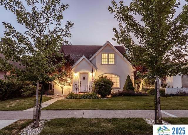 Property at 130 S Lassen Street St, Susanville, CA 96130, 4 beds, 0.5 baths