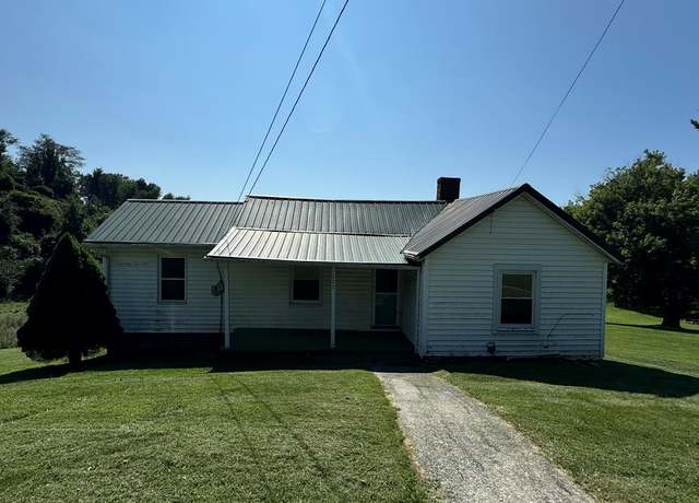 Property at 220 Tower St, Tazewell, VA 24651, 3 beds, 1 bath
