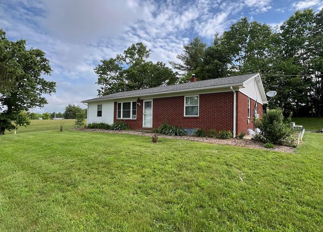 Property at 4448 Hebron Rd, Galax, VA 24333, 2 beds, 1 bath