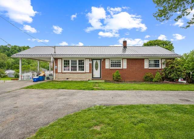 Property at 1046 Lee Hwy, Marion, VA 24354, 3 beds, 2 baths