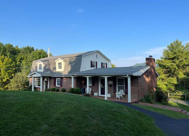 Property at 396 Cordelia St, Cedar Bluff, VA 24609, 4 beds, 2 baths
