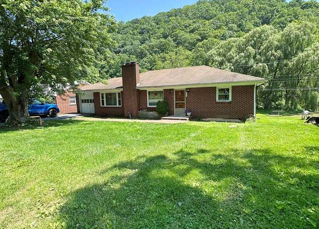 Property at 1975 Highway 16, Marion, VA 24354, 4 beds, 2 baths