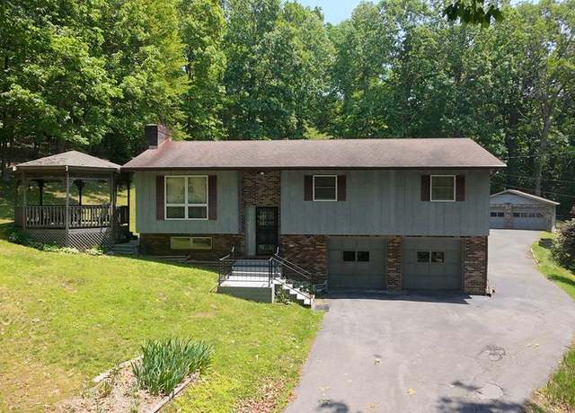 Property at 1753 Scratch Gravel Rd, Marion, VA 24354, 4 beds, 2 baths