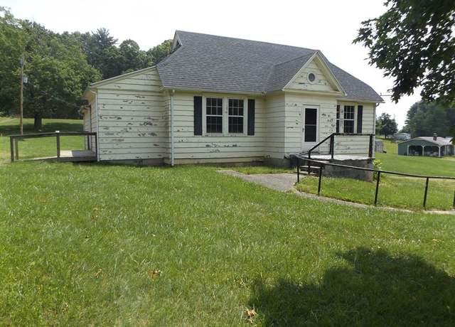 Property at 787 Woodlawn Rd, Woodlawn, VA 24381, 3 beds, 0.5 baths