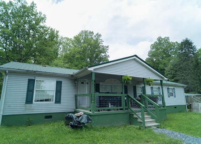 Property at 3195 Osborne Mountain Rd, Raven, VA 24639, 3 beds, 2 baths