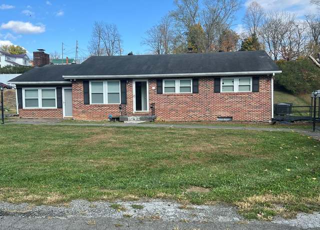 Property at 33 Maplewood Dr, Honaker, VA 24260, 5 beds, 3 baths